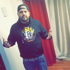 Meet your Posher, Robert